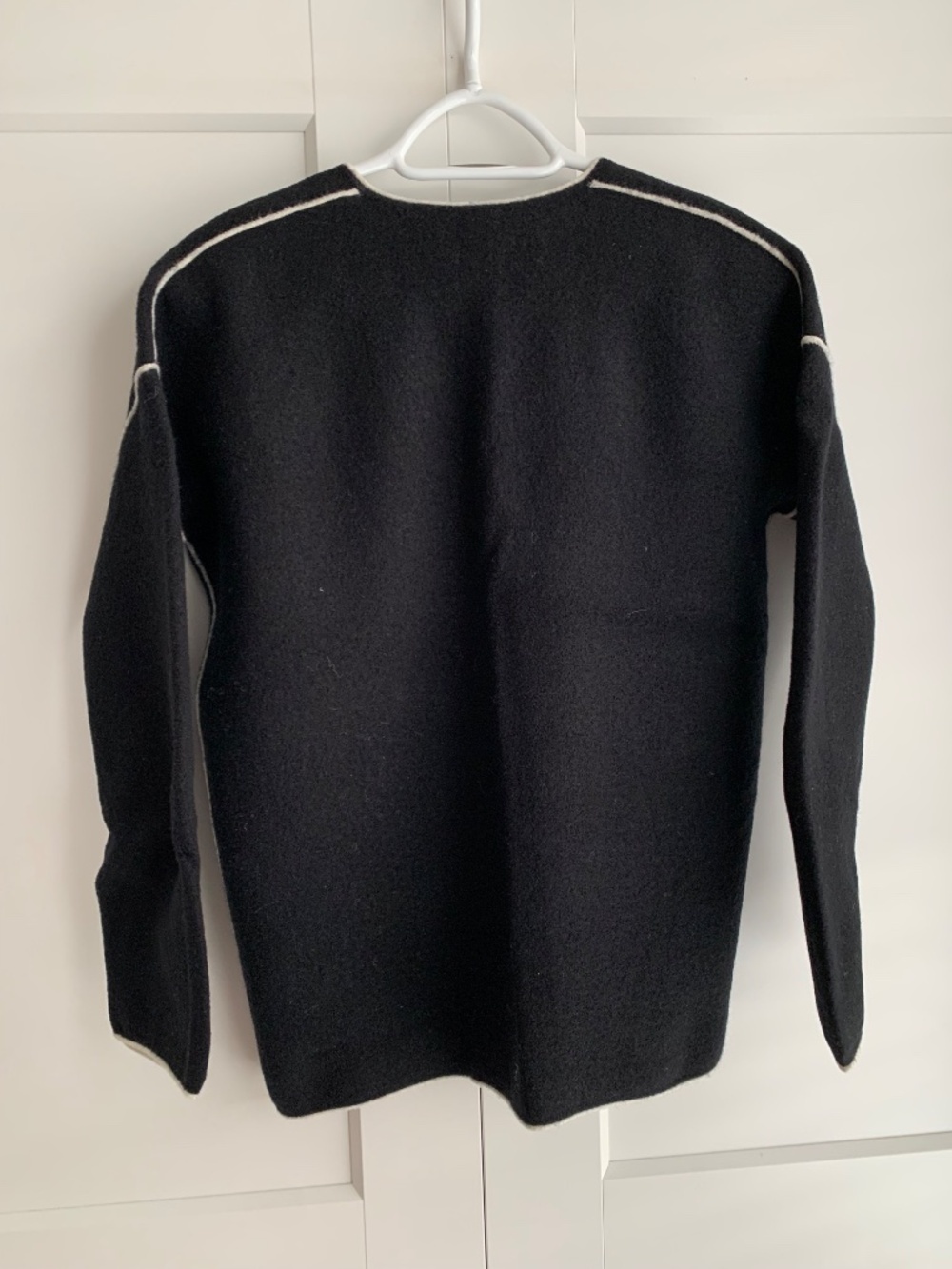 COS Women's Sweater V-Neck 100% Wool in black Size XS - Picture 8 of 8